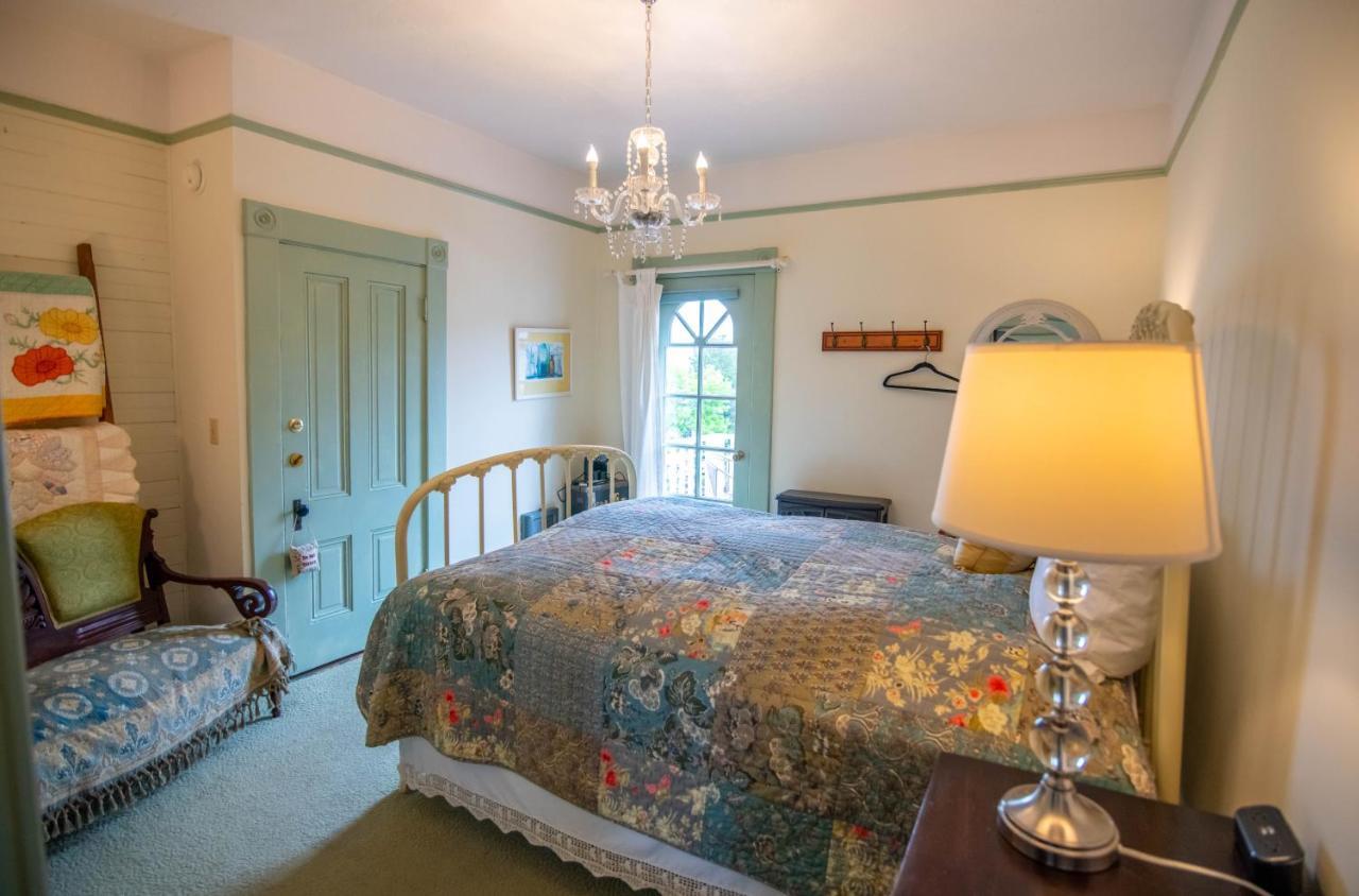 Clementine'S Guest House & Vacation Rentals Astoria Exterior foto