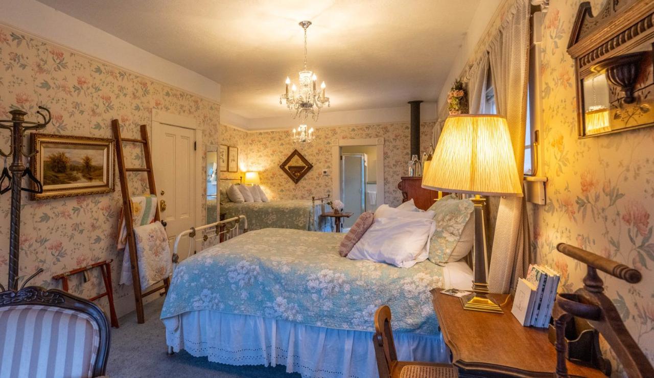 Clementine'S Guest House & Vacation Rentals Astoria Exterior foto